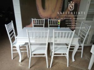 Set Kursi Makan Tiffany