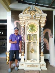 lemari Jam Brawijaya Ulir Jati Terbaru