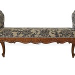 Kursi Ukiran Modern Stool