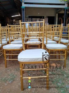 Kursi Tiffany Warna Gold