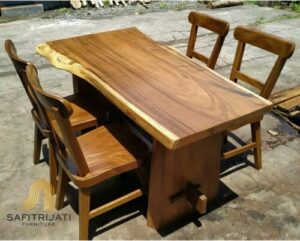 Set Meja Makan Kayu Trembesi Murah