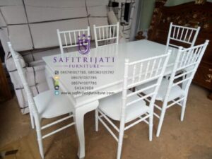 Set Kursi Akad Nikah Putih