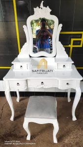 Meja Rias Jati Minimalis Putih Modern