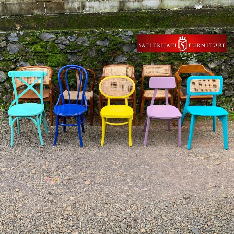 Kursi cafe minimalis modern