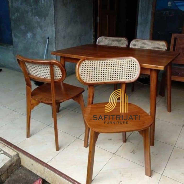 Kursi makan minimalis jati