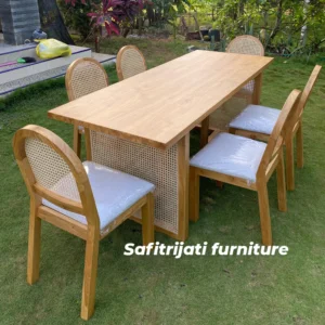 Meja Makan whitewash K6 Rotan